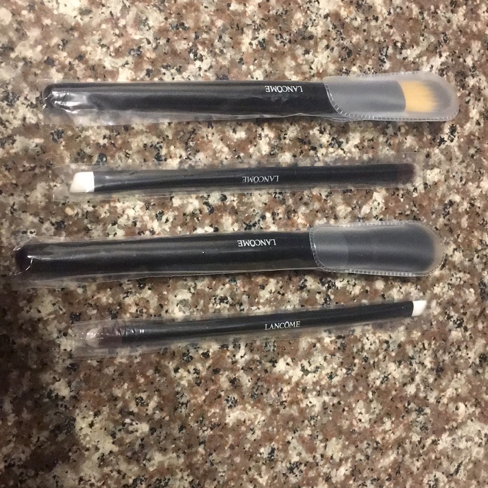 Make up brushes